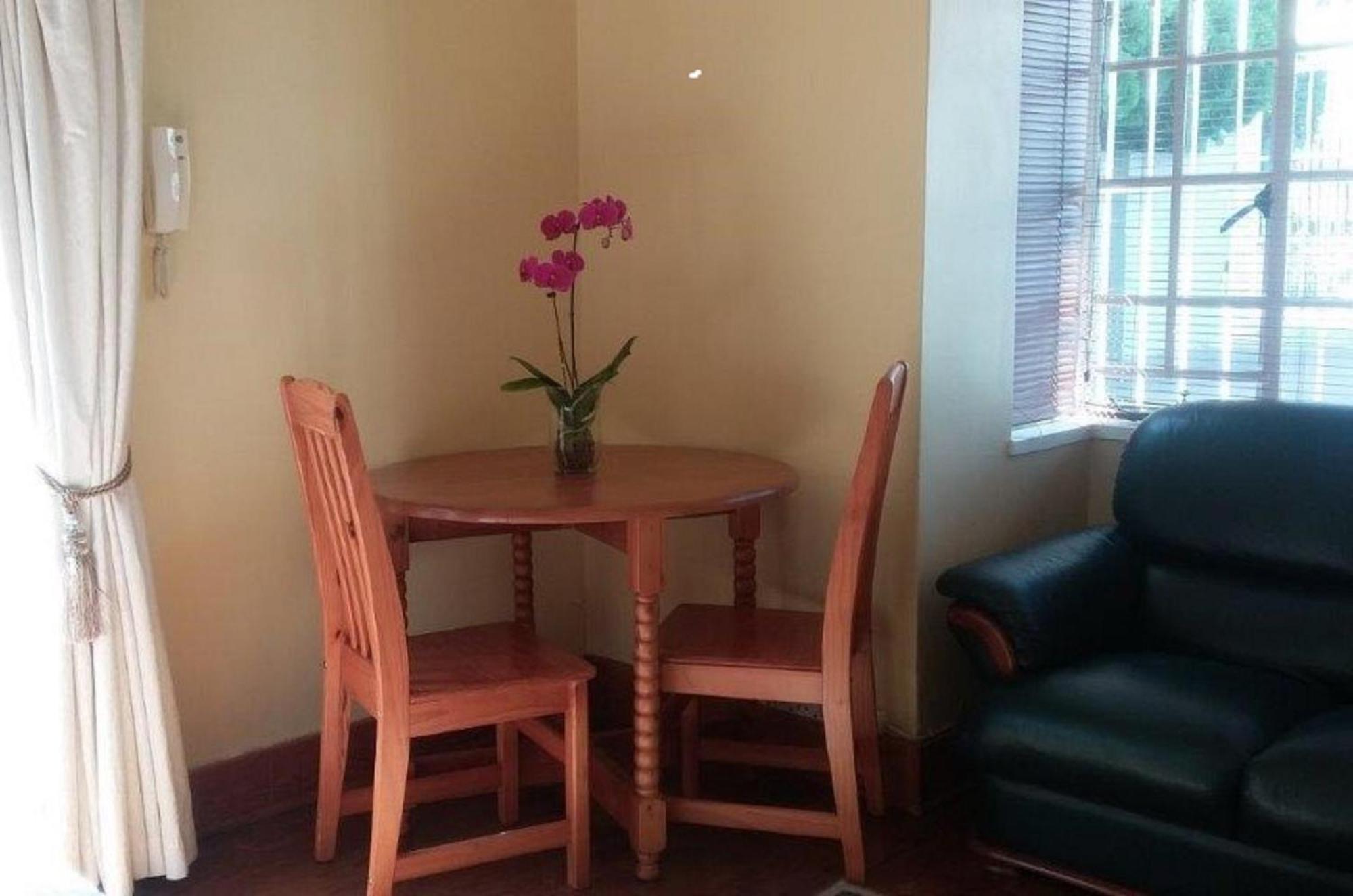 Margaret'S Place Johannesburg Bilik gambar